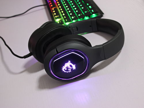 低音加强无所遁形 微星GH50电竞游戏耳机沉浸式体验分享